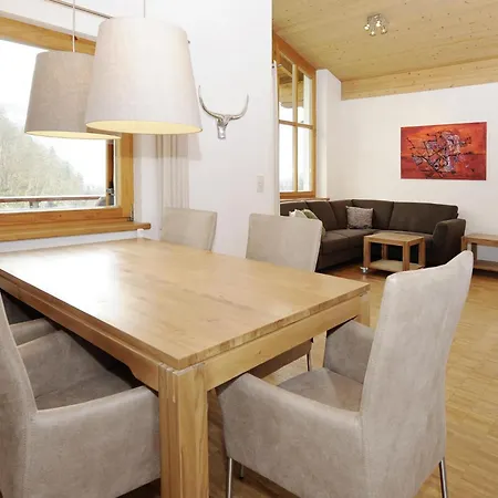 Haus Kleiner Turm Lägenhet Schruns